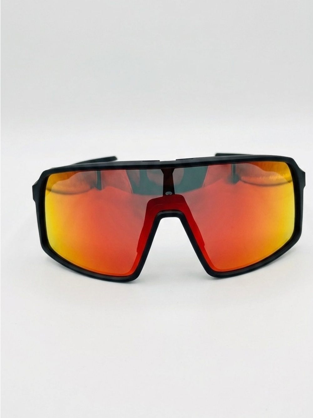 Oakley Sutro black frame , prizm filed red lenses OO9406-0737